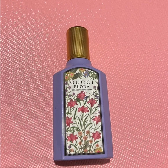 Gucci Flora Gorgeous Magnolia with Pink and Blue Floral Design - Picture 3 of 3